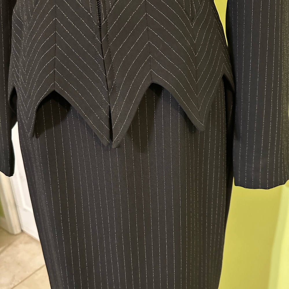 Vintage Joseph Ribkoff Pin Stripe Skirt and Matching Jacket - Picture 4 of 14